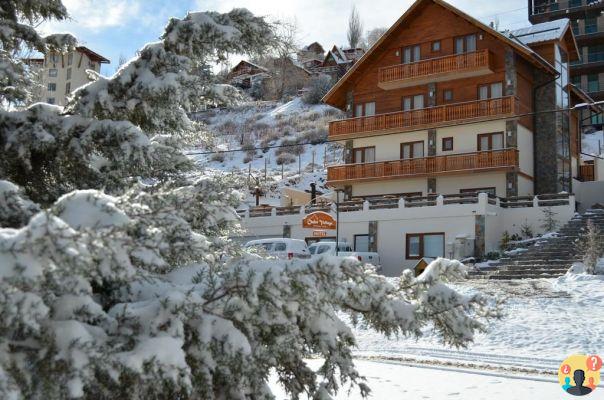 Where to stay in Valle Nevado to enjoy the best of skiing in Chile