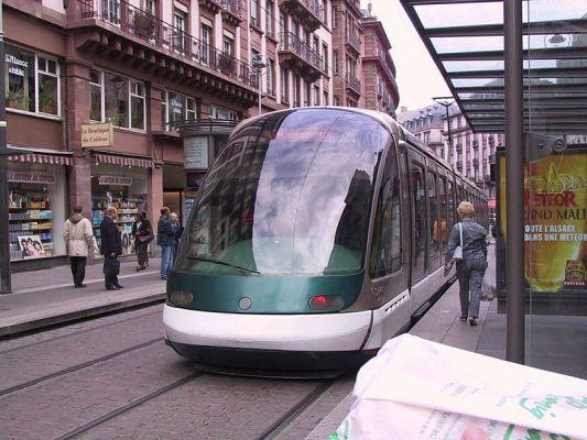 Cómo llegar a Estrasburgo y moverse por la ciudad francesa