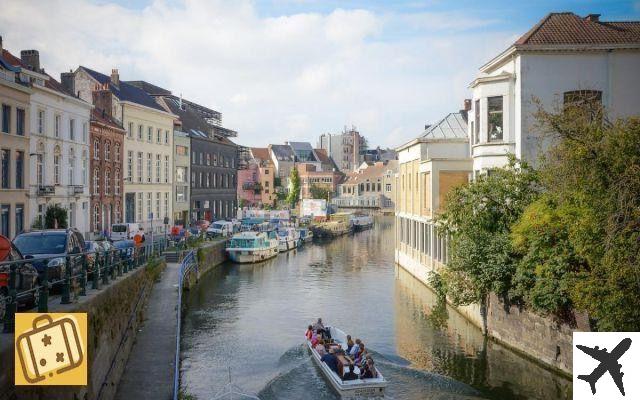How to get around Ghent: info, costs and advice