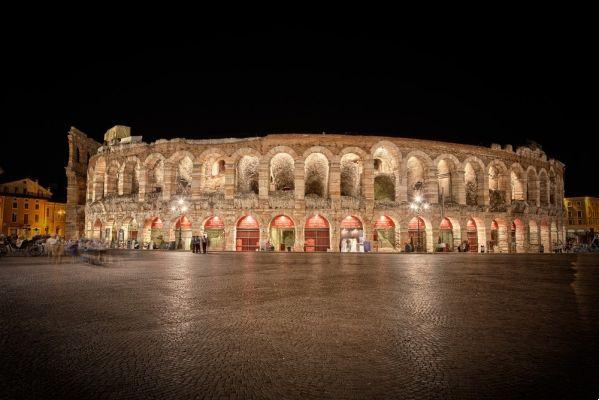 Visita a la Arena de Verona: horarios, precios y consejos y todo lo que necesitas saber