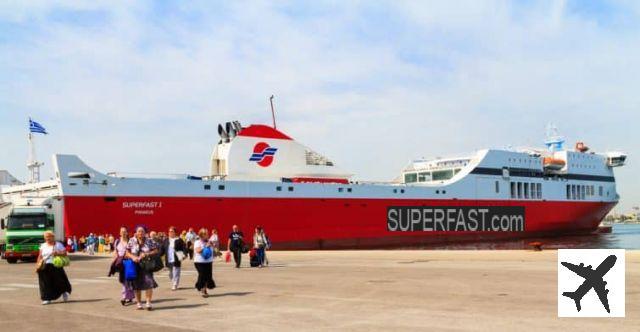 Comment aller à Patras depuis Bari en ferry ?