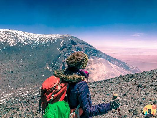 How to climb the Láscar volcano in the Atacama Desert