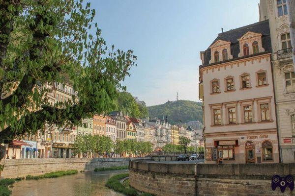 Como ir de praga a karlovy vary