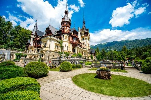 Visiter le Château de Peles en Roumanie : billets, tarifs, horaires