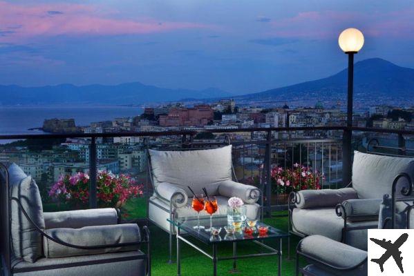 The 7 best rooftops for drinking in Naples