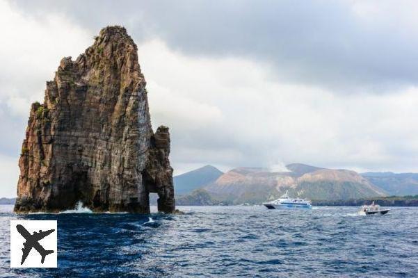 Comment aller dans les îles Eoliennes depuis la Sicile en ferry ?