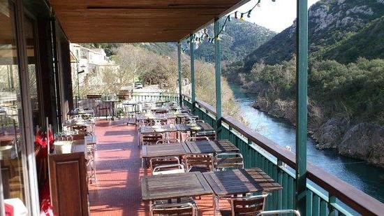 Où manger à Saint-Guilhem-le-Désert ?