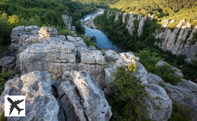 9 endroits où faire du canyoning en Ardèche