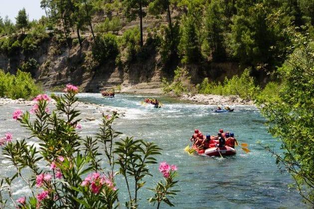 3 endroits où faire du rafting en Ardèche