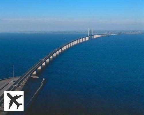 A ponte-túnel de Øresundsbron que liga a Suécia e a Dinamarca sob as águas