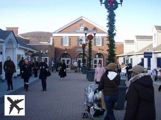 Faire les magasins aux Woodbury Common Premium Outlets à New York