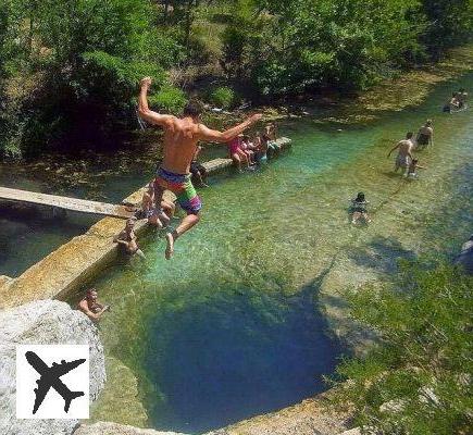 Le Jacob’s Well au Texas, un puits naturel qui attire les plongeurs