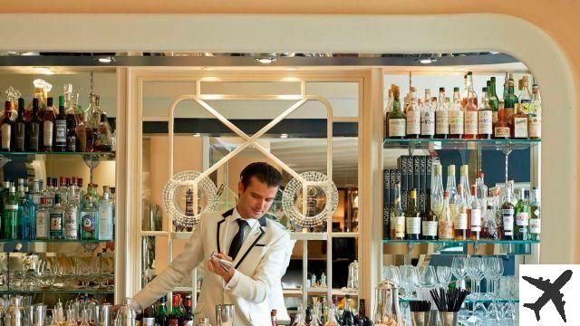 Bevi nel miglior bar del mondo american bar savoy london