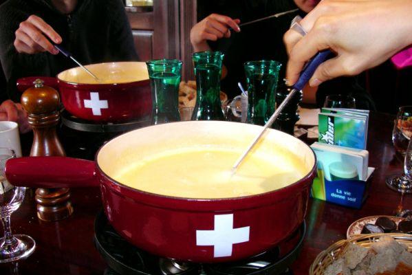 Restaurants in Zurich: where to eat cheese and chocolate