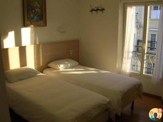 Cheap Paris Hotels – 11 Amazing Choices That Fit in Your Pocket