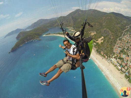 Volo in parapendio a Öludeniz