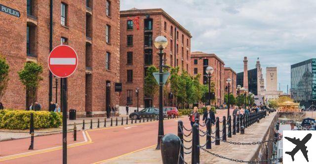 ¡Explora la ciudad de Liverpool utilizando el transporte público!