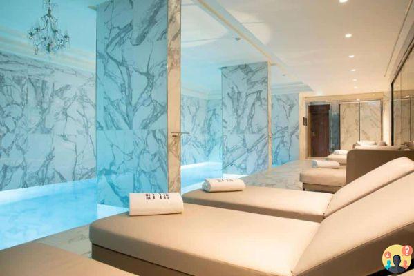 Hoteles con piscina en París – 12 perfectos para disfrutar de la ciudad