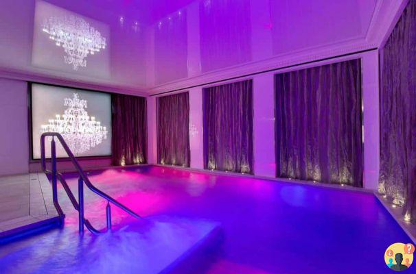 Hotel con piscina a Parigi – 12 perfetti per godersi la città