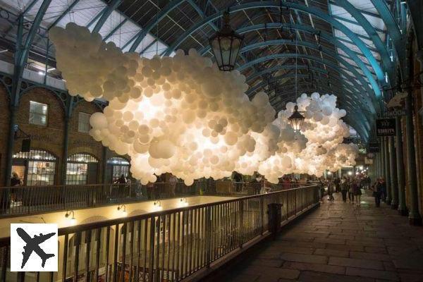 À Londres, 100.000 ballons flottent au Covent Garden Market