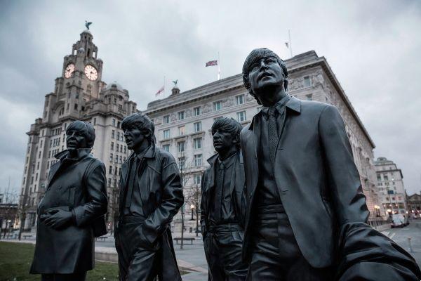 Visite Royal Albert Dock, mítica doca, estátua de Liverpool, Beatles