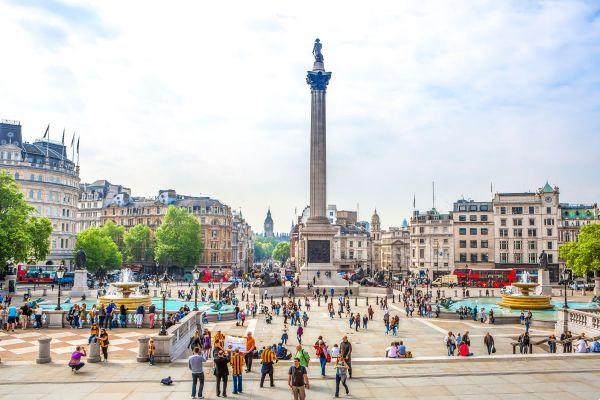 Nouveau dictionnaire pratique si vous voyagez à Londres avec des phrases modernes utiles