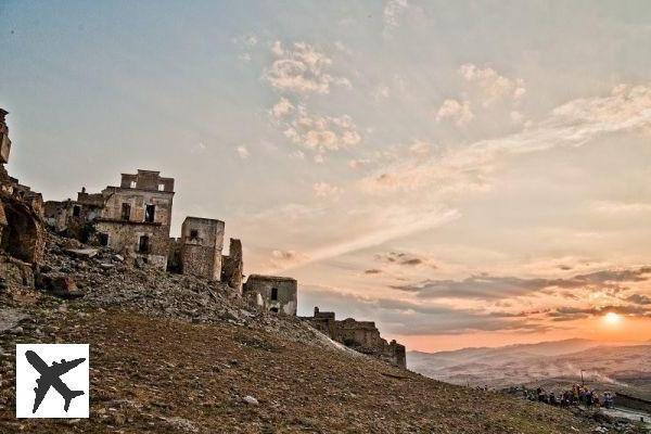 Découverte du village abandonné de Craco en Italie