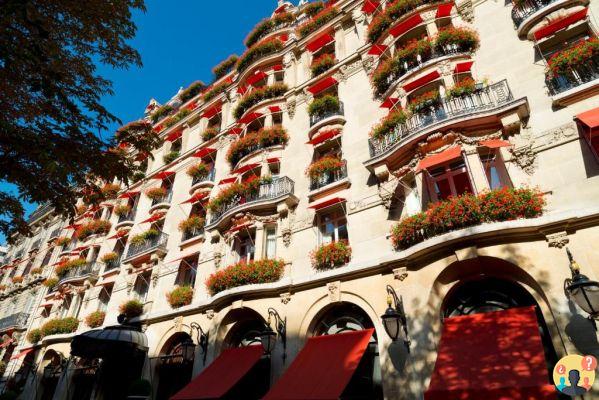 Hoteles románticos en París – 12 opciones con encanto para reservar