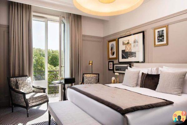 Hoteles románticos en París – 12 opciones con encanto para reservar