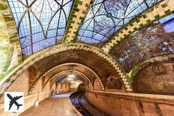 Station de métro City Hall : un secret hors du temps dans les sous-sols de New York !