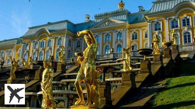 Visiter le Palais de Peterhof à Saint-Pétersbourg : billets, tarifs, horaires