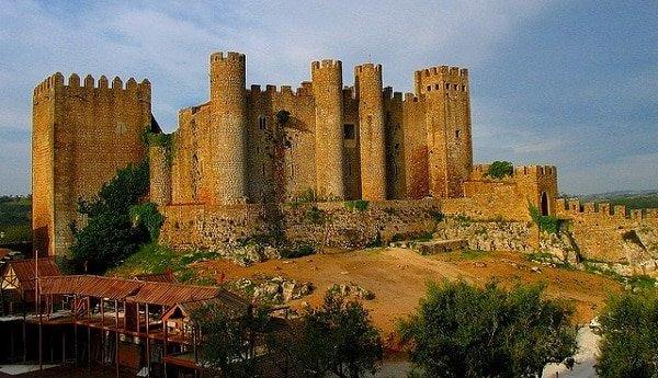 La cité médiévale d’Óbidos au Portugal