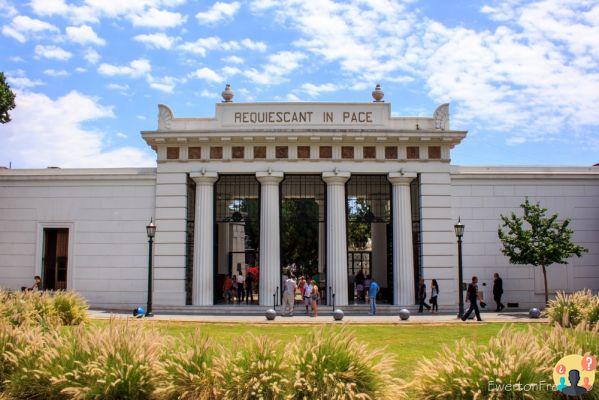 Comment se passe la visite du cimetière de Recoleta à Buenos Aires