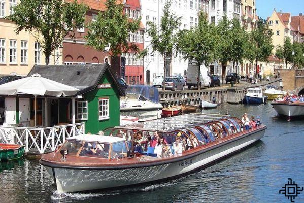 Nyhavn de Copenhague et excursion le long des canaux