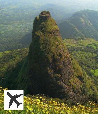 Fort Kalavantin Durg vicino a Panvel in India