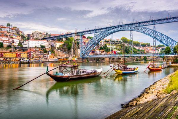 Passeio de barco no Porto