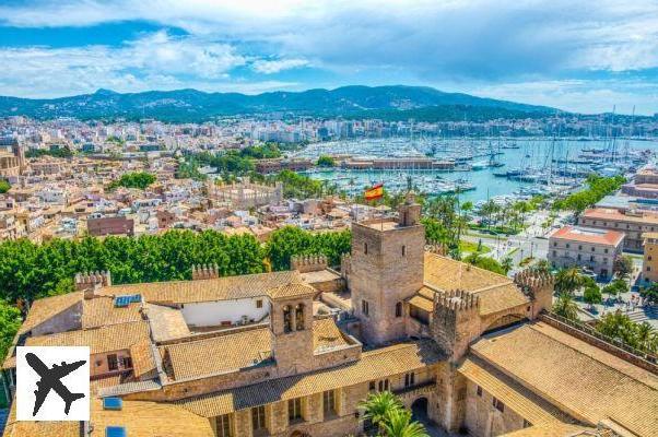 How do I get to Palma de Mallorca from Valencia by ferry?