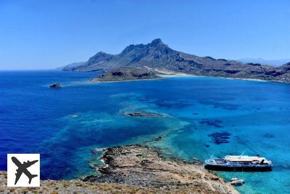 ¿Cómo llego a Creta desde Atenas en ferry?
