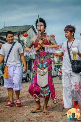 Festival dei Nove Dei a Phuket