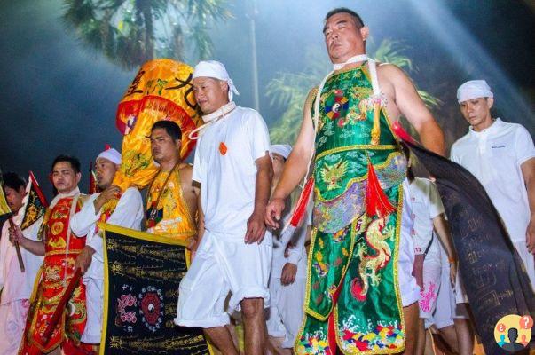 Festival de los Nueve Dioses en Phuket