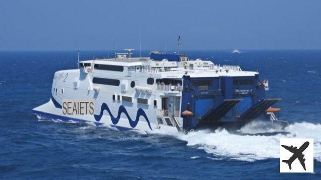 Comment aller à Syros depuis Athènes en ferry ?