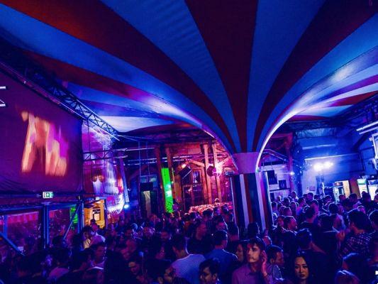 Qué hacer de noche en Budapest: bares y vida nocturna
