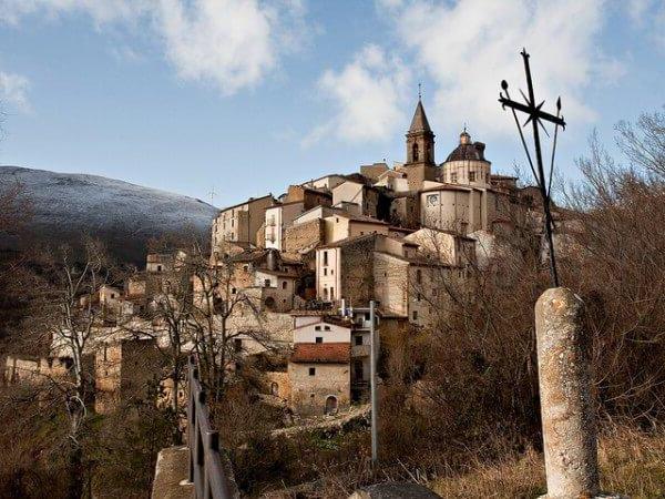 Le Festival des serpents à Cocullo, en Italie