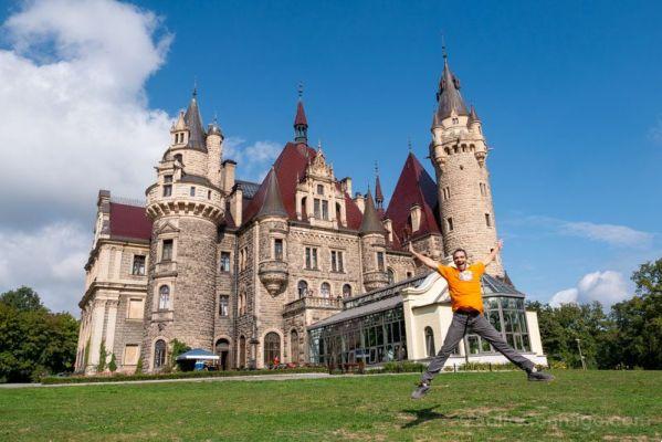 château de moszna pologne disney cendrillon