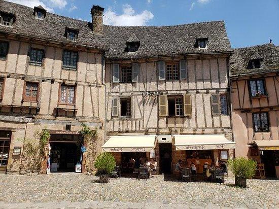 Où manger à Conques ?