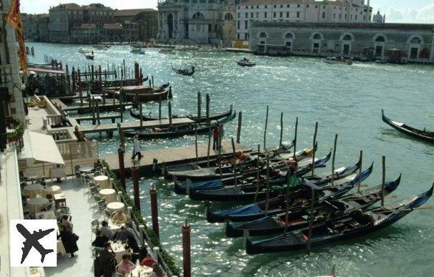 Carnaval de Venise : Dîner spectacle en costume à l’hôtel Monaco & Grand Canal