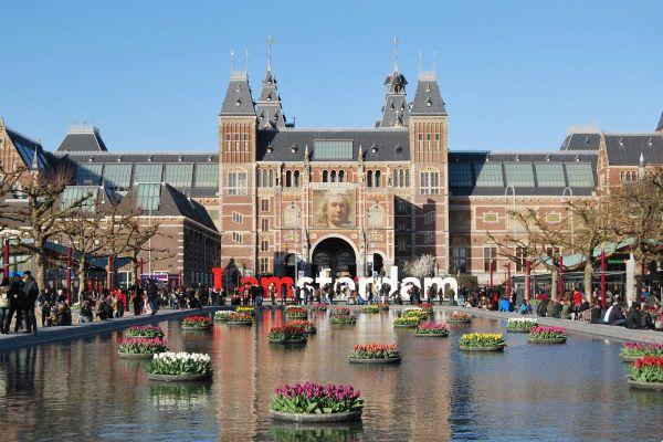 What to see in Amsterdam Holland