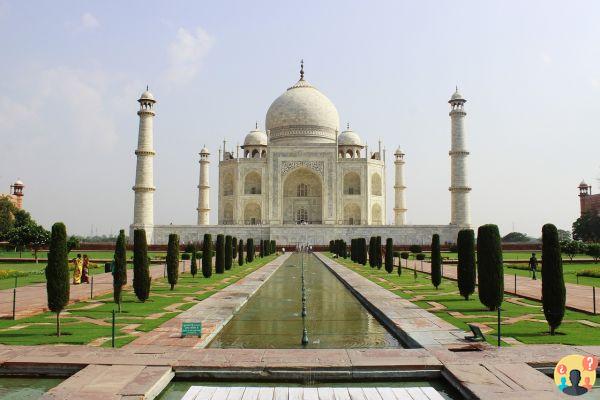 Discover the 7 wonders of the world and how to put them on your travel itinerary